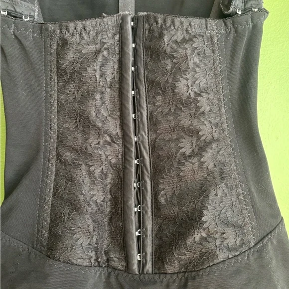 Body shaper - Picture 5 of 9